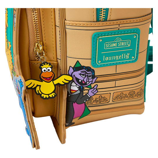 Intérieur du sac à dos Loungefly Sesame Street Corner montrant la doublure assortie imprimée