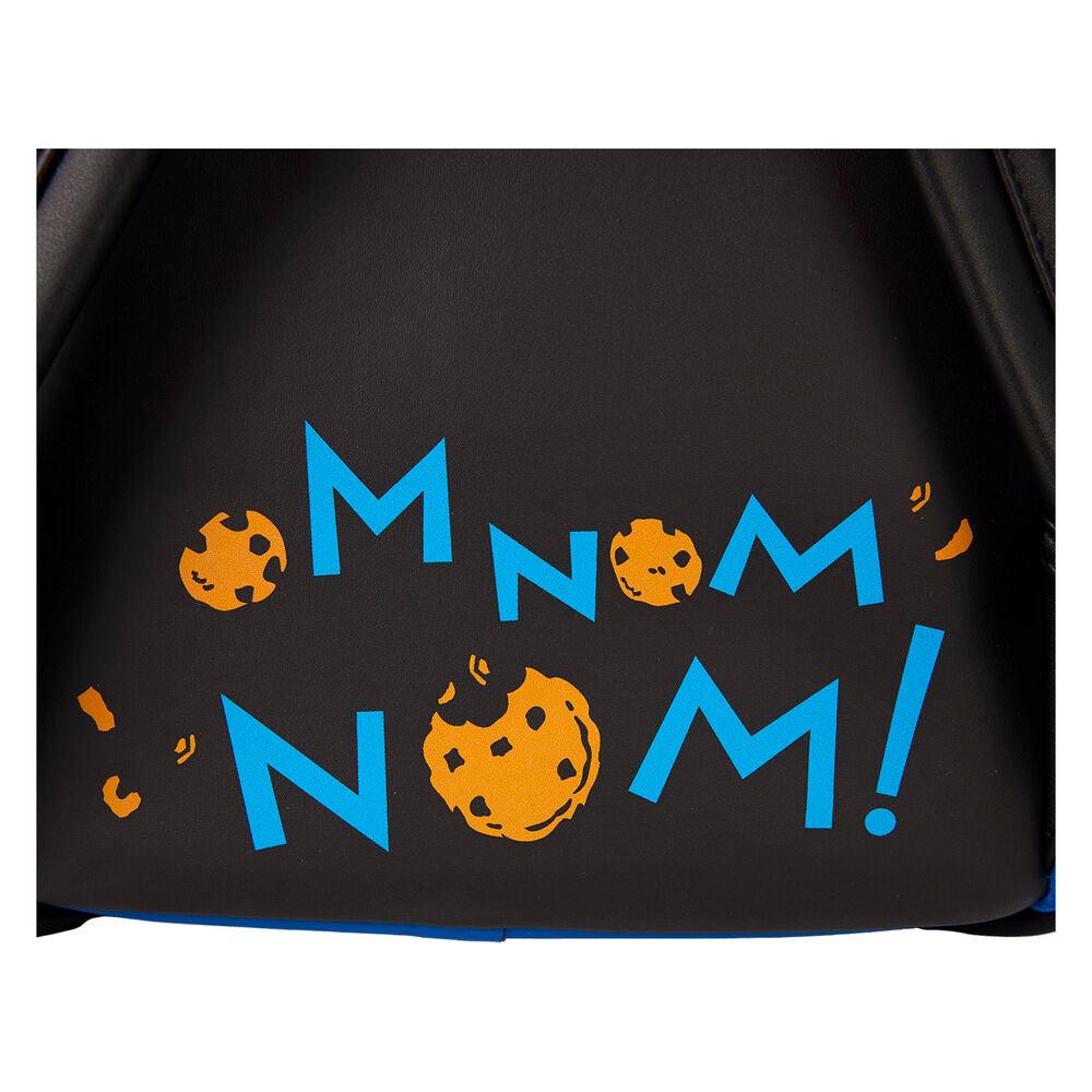 Vue d’ensemble du sac à dos et de la pochette assortie Cookie Monster en peluche