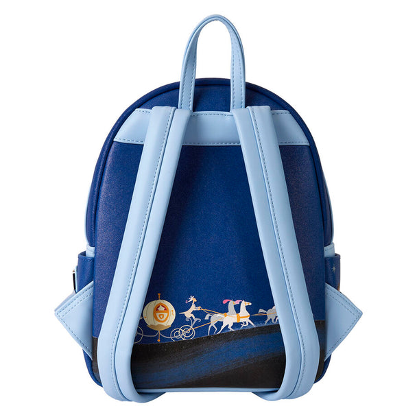 Zoom sur les illustrations de personnages Disney sur le sac à dos Cendrillon 75e Anniversaire Loungefly