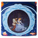 Détails embossés et appliqués argentés sur le sac à dos Loungefly Cendrillon édition anniversaire