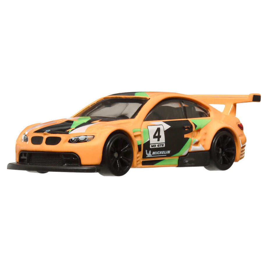 Vue avant d'une voiture Hot Wheels néon orange avec phares lumineux