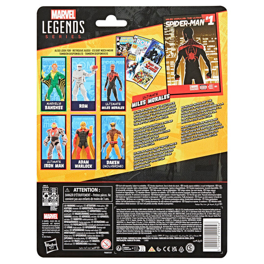 Photo de groupe montrant la figurine Spider-Man Miles Morales avec ses accessoires et emballage