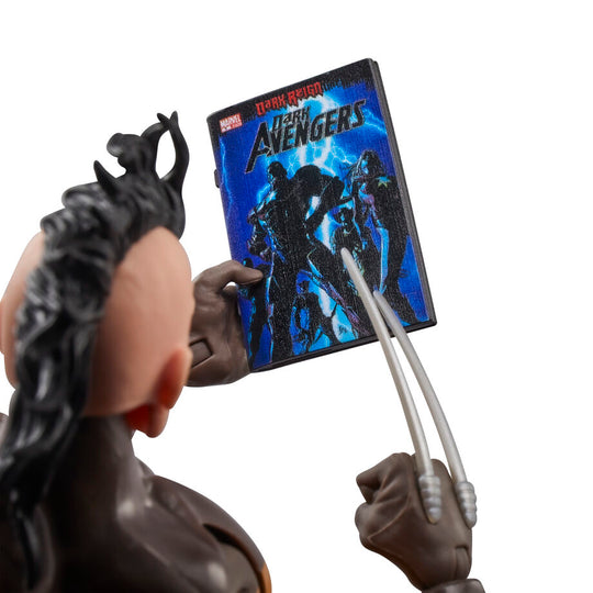 Comparaison de la figurine Daken Wolverine avec un autre personnage Marvel Legends