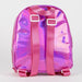 Détail du sac à dos Barbie casual CERDÁ montrant la texture en PU et les finitions résistantes.
