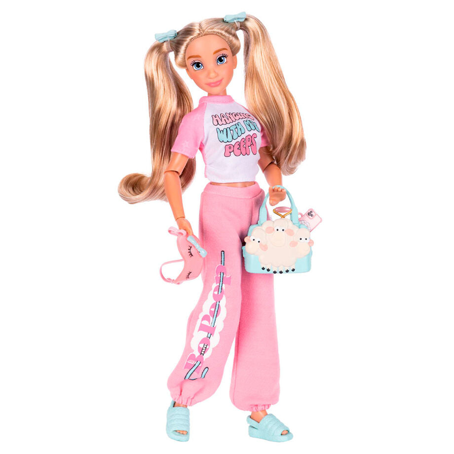 Poupée Bo Peep posée debout montrant sa tenue complète et accessoires de mode