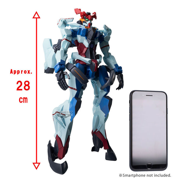 Zoom sur la figurine Gundam BANPRESTO montrant les finitions soignées et la posture dynamique