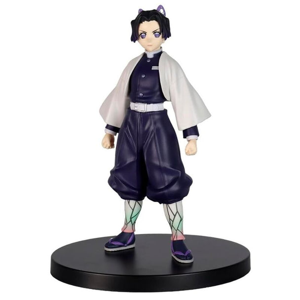 Vue latérale de la figurine Shinobu Kocho BANPRESTO démontrant la qualité et les finitions