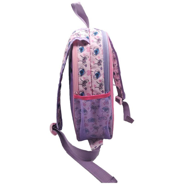 Vue latérale du sac à dos Stitch montrant la fermeture éclair et les bretelles ajustables confortables