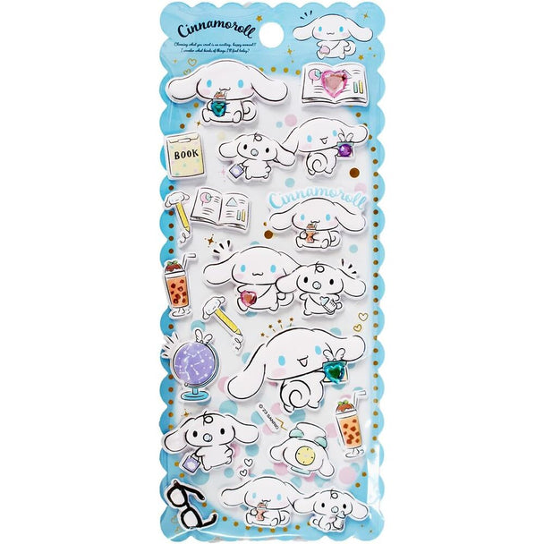 Vue d'ensemble des stickers COMANSI Hello Kitty et Cinamoroll assortis, présentant plusieurs motifs colorés