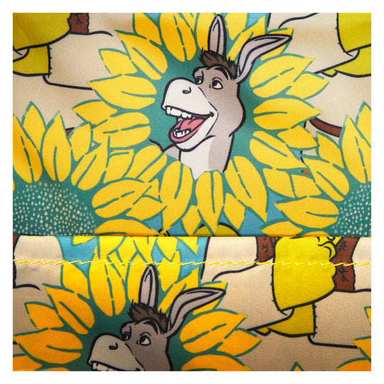 Intérieur du sac Loungefly avec doublure assortie imprimée aux couleurs de Shrek