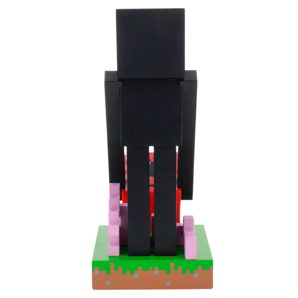 Gros plan sur la tête détaillée de l'Enderman sur le support Cable Guy Minecraft