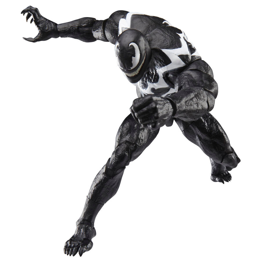 Détail du visage menaçant de la figurine Venom 26 cm HASBRO