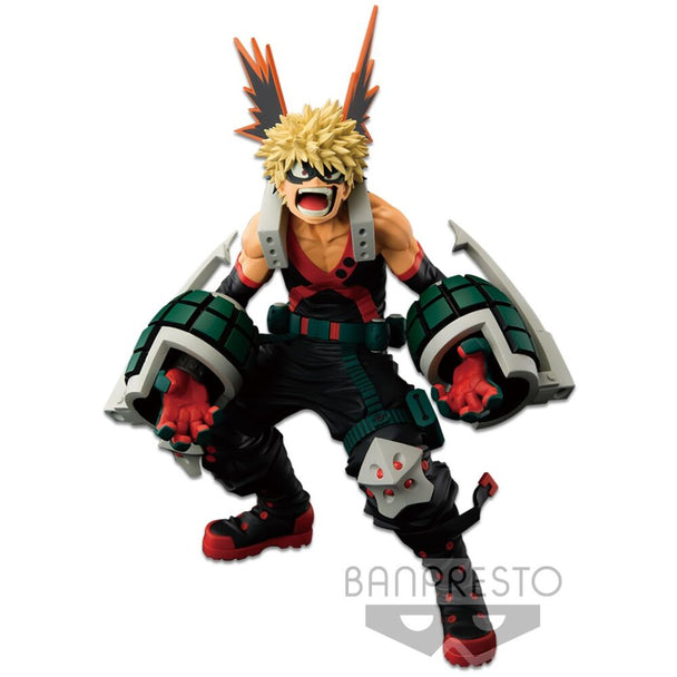 Vue rapprochée de la figurine Katsuki Bakugo montrant la qualité PVC et la finition soignée de BANPRESTO