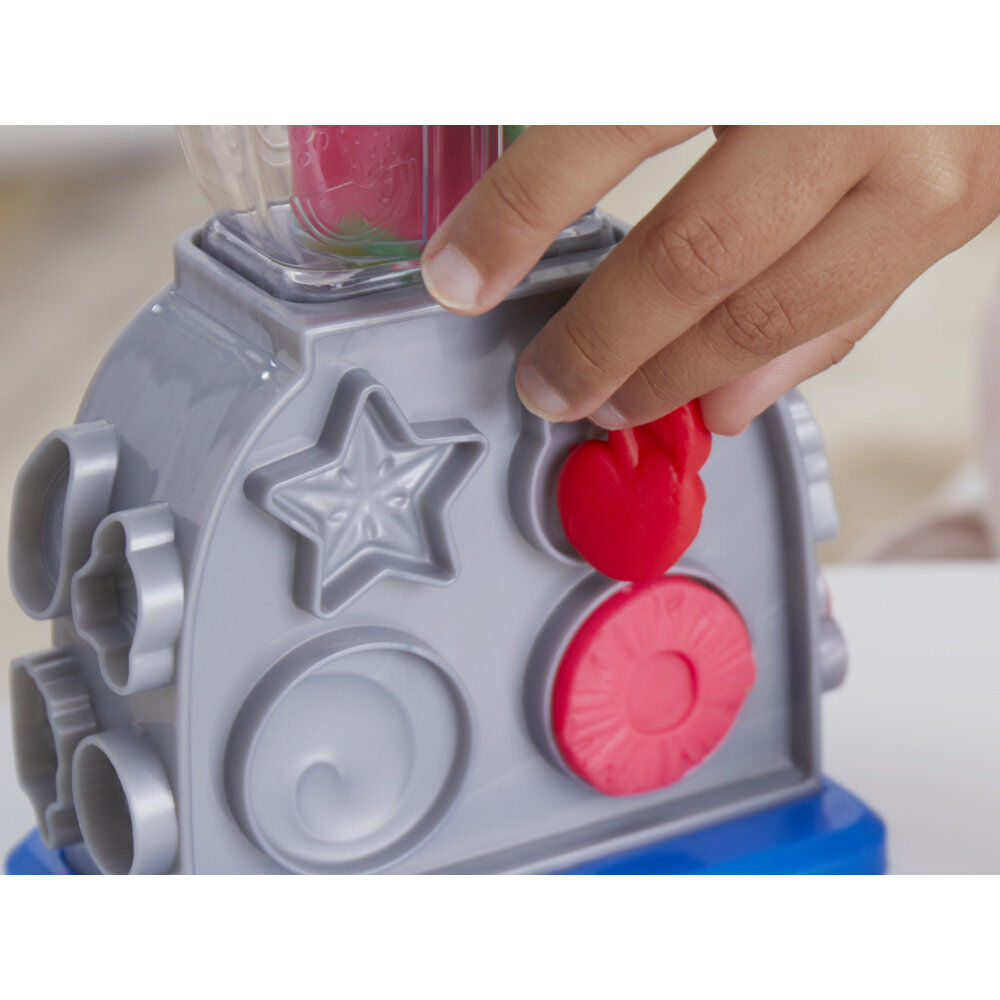 Vue latérale du mixeur Play-Doh avec détails des textures colorées