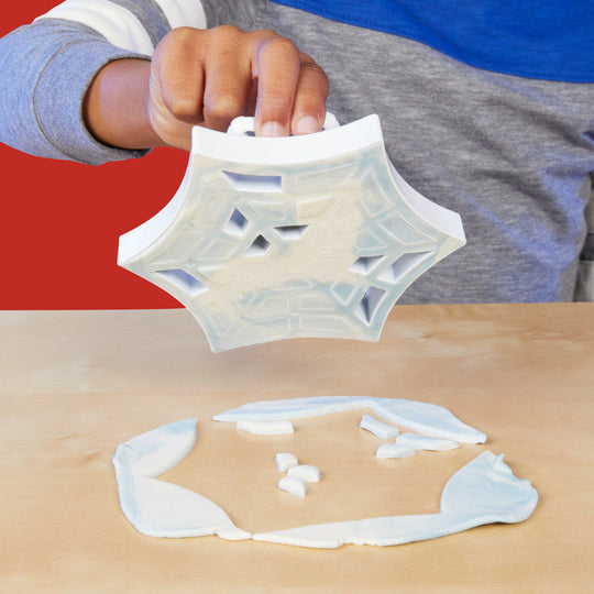 Lanceur de toile d'araignée en action pour attraper Venom dans le jeu