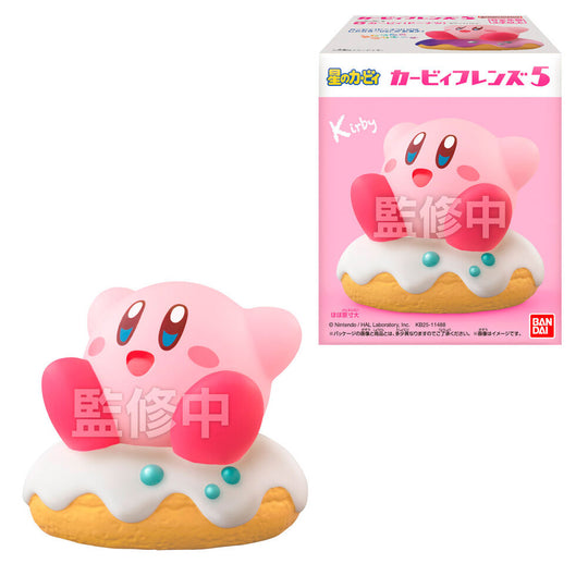 Figurine Kirby Bandai, montrant un des modèles possibles de la collection, avec Kirby souriant et joyeux.