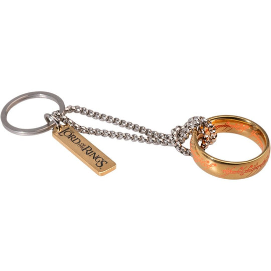 Porte-clés The One Ring en gros plan montrant les inscriptions elfiques gravées avec précision