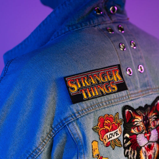 Patch Stranger Things 3 montrant un motif détaillé prêt à être cousu ou collé