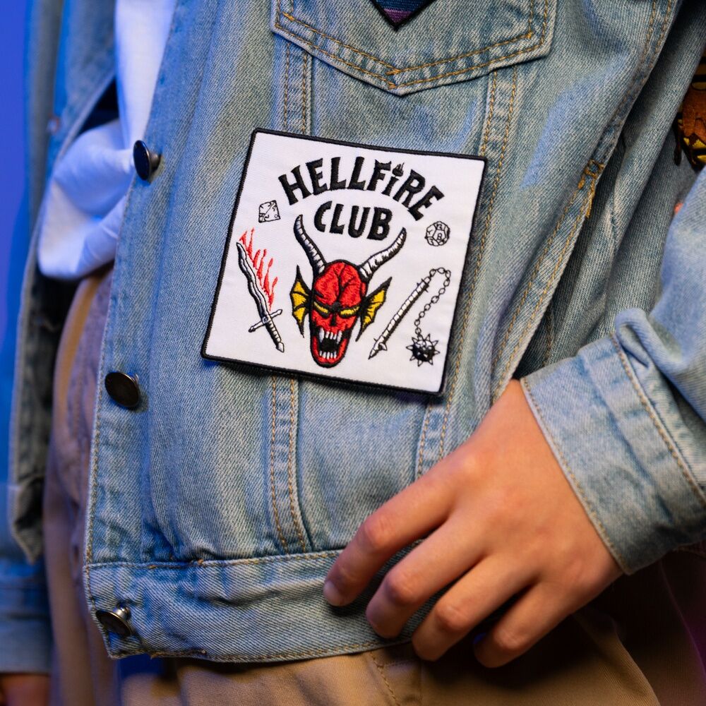 Ensemble des 3 patches Stranger Things 3 alignés pour personnalisation de vêtements