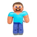Détail de la peluche Minecraft Steve montrant la texture douce et les finitions soignées du jouet PLAY BY PLAY