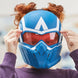 Masque Captain America porté par un enfant, illustrant le confort de la bande élastique