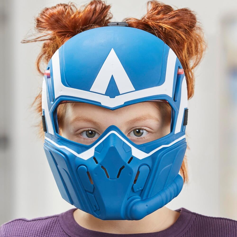 Image rapprochée du logo Captain America sur le masque officiel Brave New World