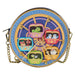 Vue rapprochée des appliqués et bijoux imitation dorés sur le sac Loungefly Disney Princess Carousel