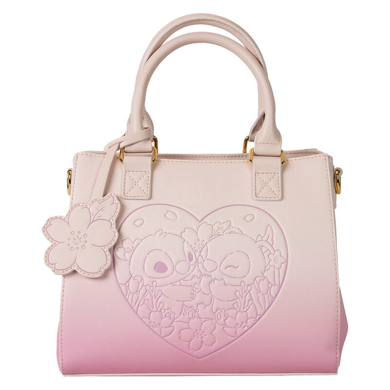 Détail de la bandoulière ajustable en cuir vegan marron clair du sac Loungefly Stitch