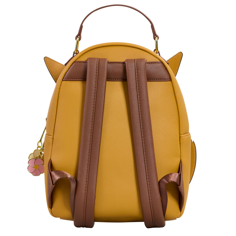 Zoom sur la poche avant zippée avec pendentif émaillé doré du sac à dos Eevee Loungefly