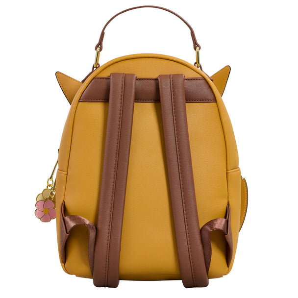 Zoom sur la poche avant zippée avec pendentif émaillé doré du sac à dos Eevee Loungefly