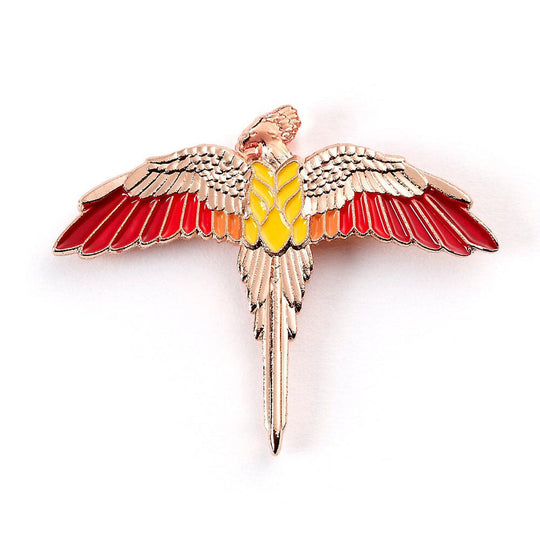 Badge Harry Potter Fawkes en métal allié, zoom sur la finition et les couleurs éclatantes