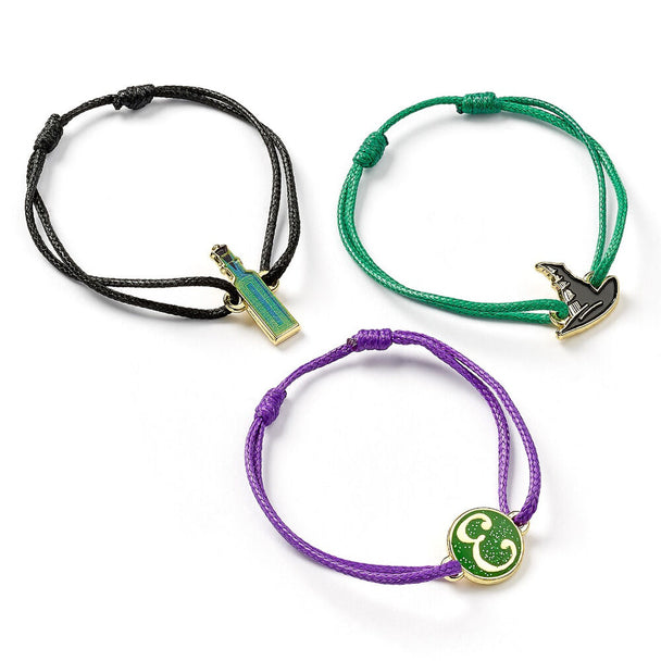 Bracelets Elphaba Wicked avec pendentif chapeau iconique sur fond blanc.