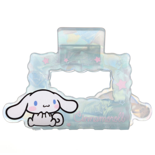 Barrette premium Hello Kitty et Cinnamoroll vue de face avec couleurs vives et détails soignés
