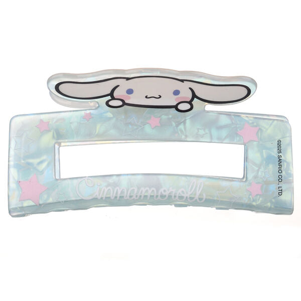 Barrette Hello Kitty et Cinnamoroll premium de TAKE CARE, gros plan sur les détails des personnages et la qualité de la finition.