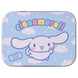 Boîte métal rectangulaire TAKE CARE avec illustrations Hello Kitty et Cinnamoroll sur fond rose