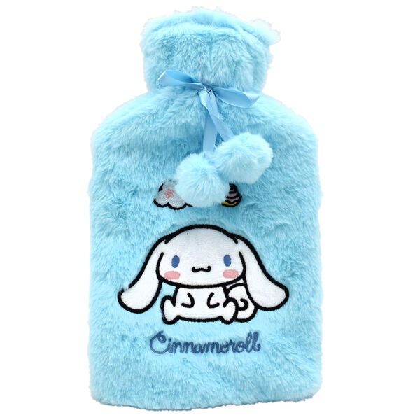Bouillotte Hello Kitty de la marque TAKE CARE, design adorable et confortable, vue de face sur fond blanc
