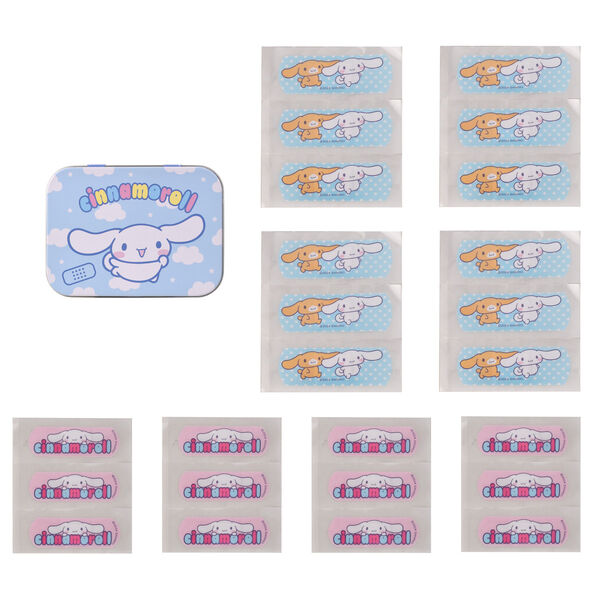 Gros plan sur les 24 pansements Hello Kitty et Cinnamoroll soigneusement rangés dans la boîte métallique