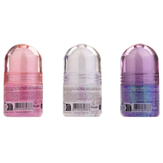 Application du gel corporel roll-on Hello Kitty & Friends sur la peau pour une hydratation optimale