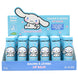 Présentation du baume à lèvres Hello Kitty & Cinnamoroll avec accessoires de maquillage