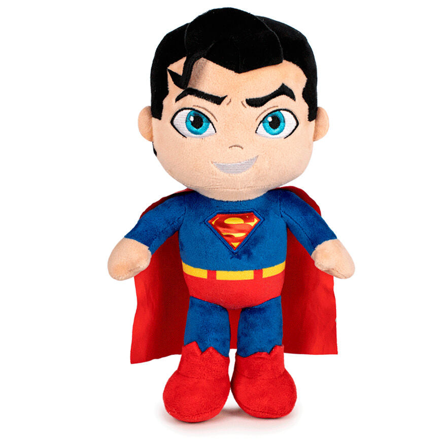 Peluche Superman DC Comics de 32 cm en tissu doux avec costume bleu et cape rouge, vue de face.
