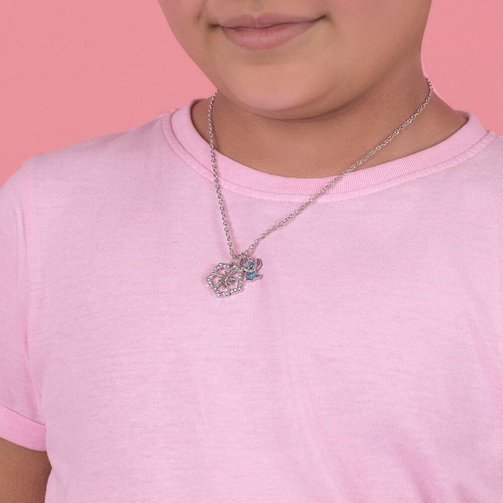 Vue d'ensemble du collier PEERS HARDY Disney Stitch avec ses trois images sous différents angles