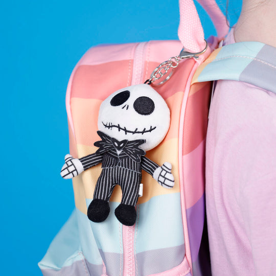 Ensemble des quatre images du porte-clés peluche Jack Skellington Disney PEERS HARDY