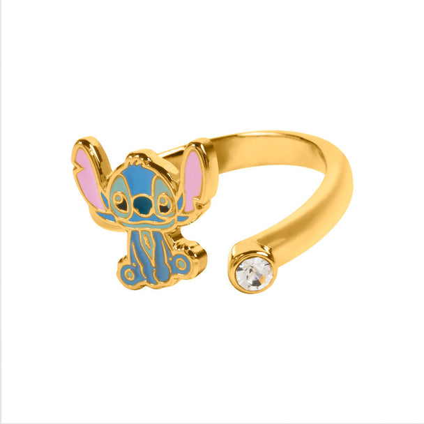 Détail de la bague PEERS HARDY avec la figurine de Stitch et finition plaquée or brillante