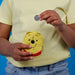 Porte-clés sac à dos miniature Winnie l'Ourson avec anneau homard pour attacher les clés