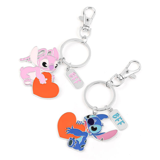 Porte-clé Angel Disney Minnie avec cœur rose et mousqueton robuste, vue rapprochée