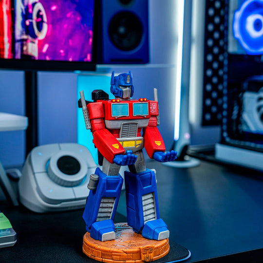 Support Cable Guy utilisé pour organiser plusieurs contrôleurs de jeu simultanément