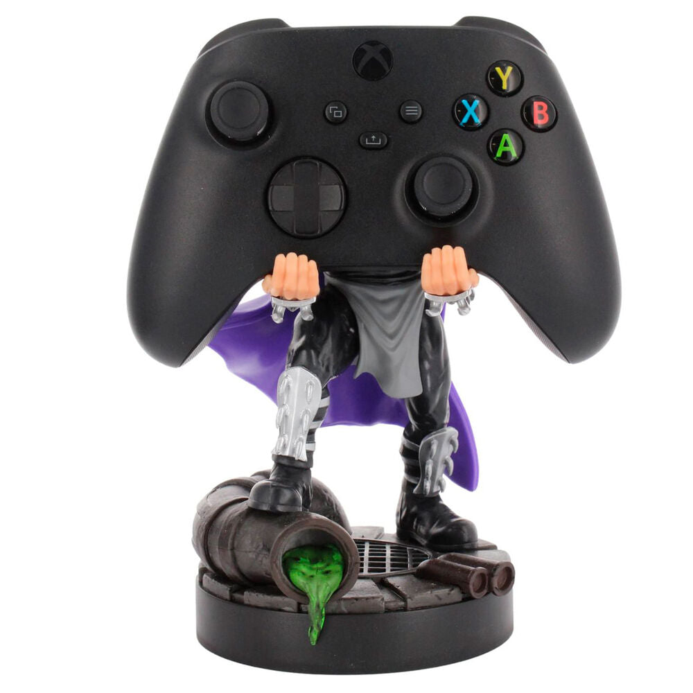 Image montrant la taille compacte de 20 cm du support Shredder sur une étagère gaming