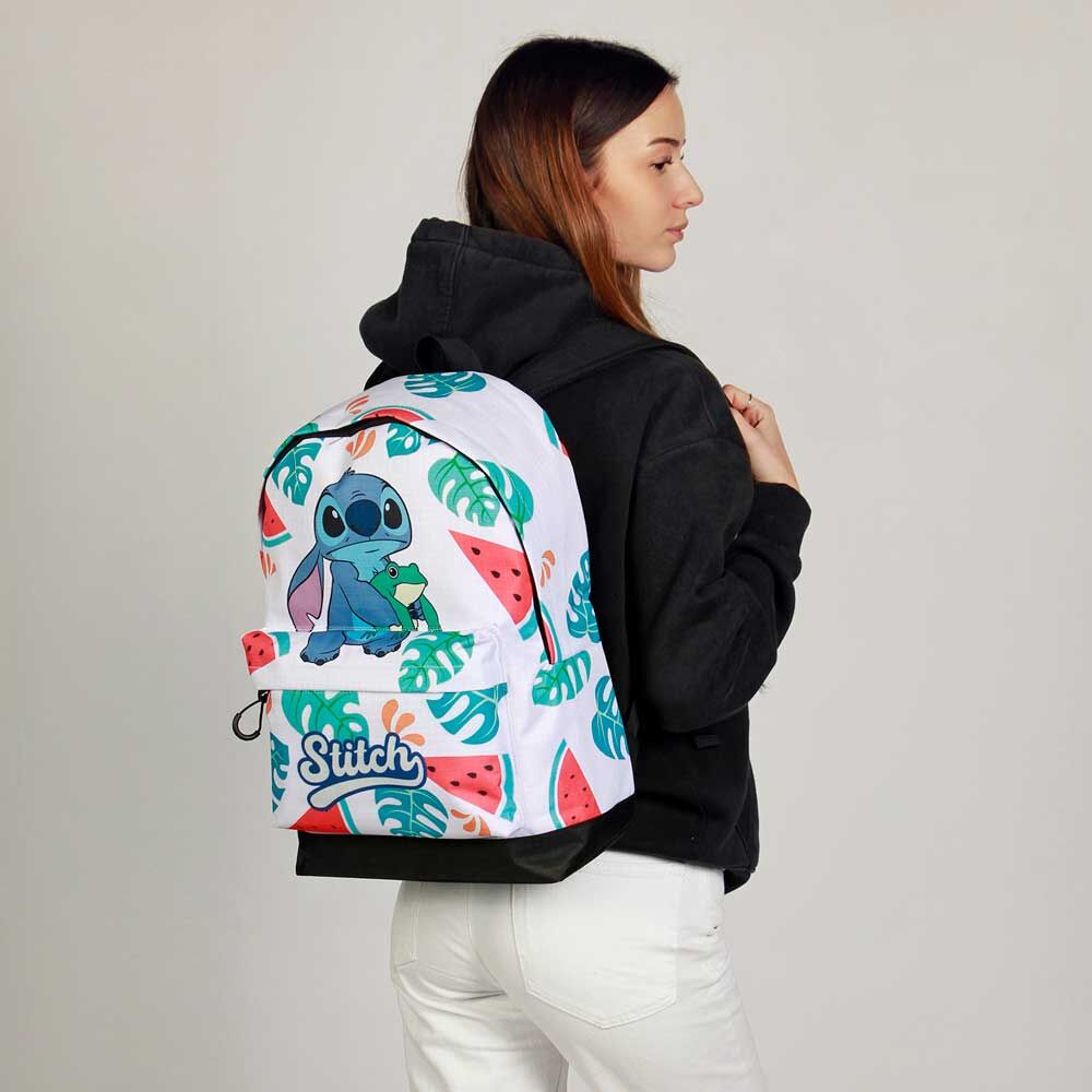Sac à dos Stitch équipé d'une sangle trolley, idéal pour un transport facile en voyage