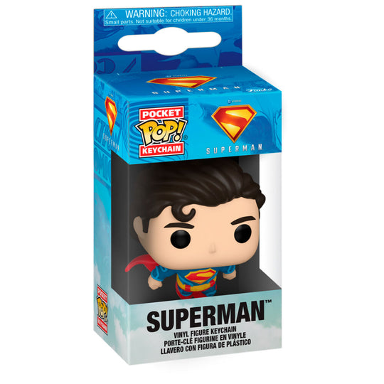 Porte-clés FUNKO Pocket POP représentant Superman en costume classique bleu et rouge avec cape rouge flottante