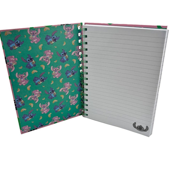 Couverture du cahier A5 Disney Stitch avec illustration colorée du personnage Stitch sur fond bleu